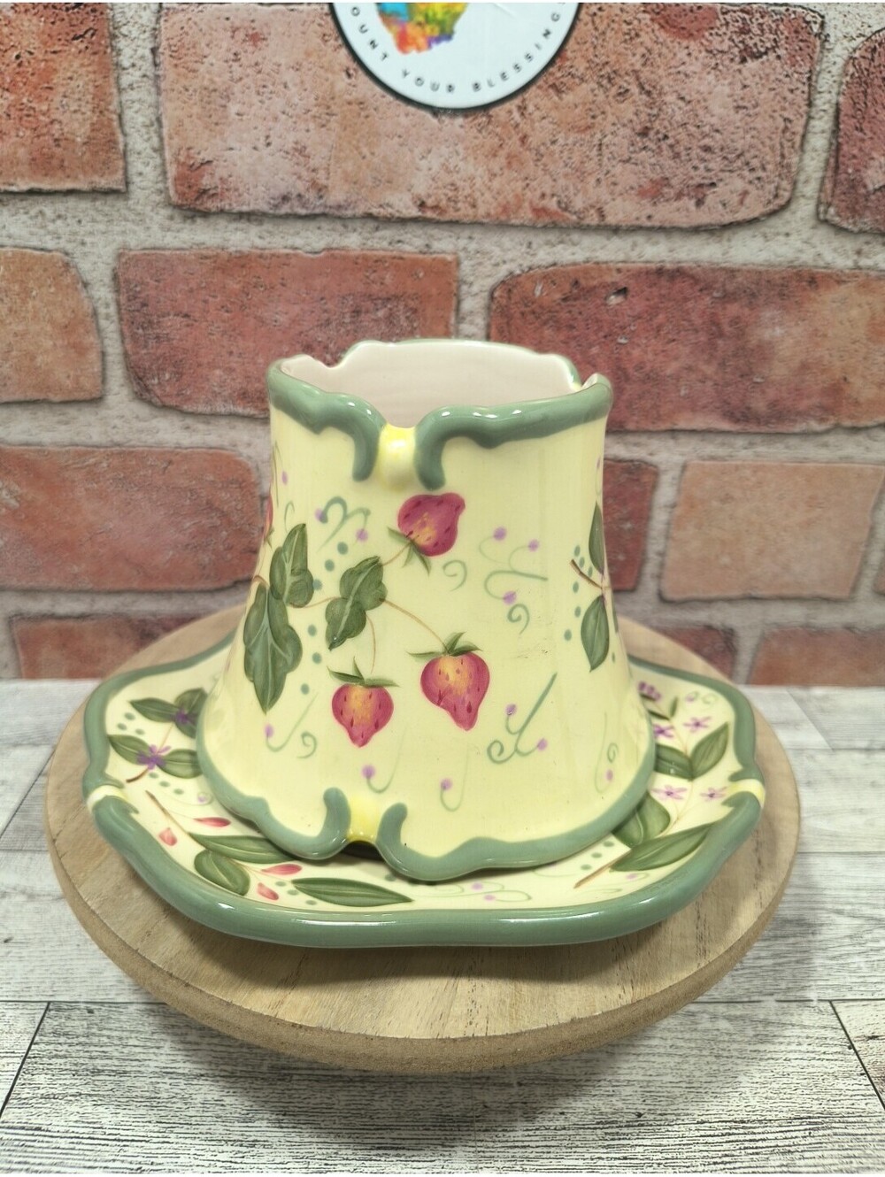 PARTY LITE Strawberry Fields Ceramic Candle Shade Topper 3.75x4.5” & Plate 6.25” - Picture 1 of 10